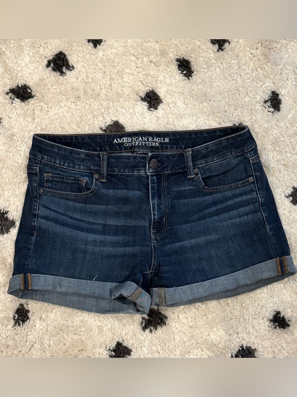 American Eagle Mid-Rise 360 Super Stretch Midi Shorts - Dark Wash - Size 14